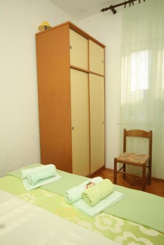 Apartments by the sea Nevidjane Pasman - 8453 - image 12