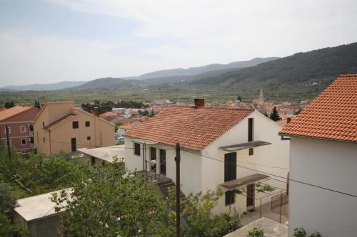Apartments with a parking space Stari Grad Hvar - 8726 - image 2