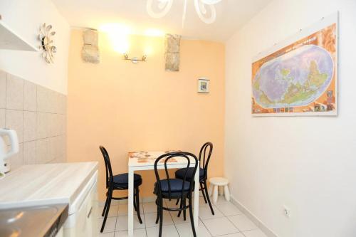 Apartments with WiFi Split - 13659, Split (photo 10)