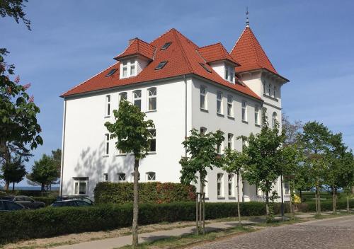 Hotel Pension Haus Colmsee – Binz, PA