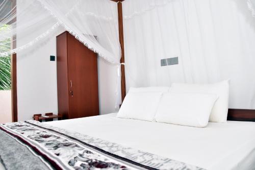 Two-Bedroom Apartment image 8