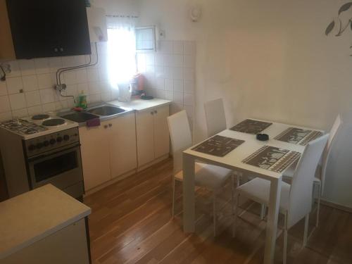 Rooms with a parking space Selce, Crikvenica - 11133, Selce (fotografie 8)