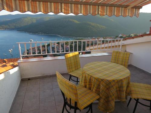 Apartments with a parking space Rabac, Labin - 11175 in Rabac
