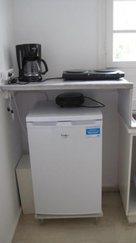 Tatsis Apartments - image 3