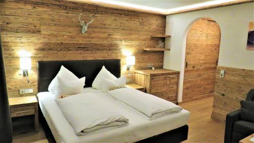 Almhof Kitzlodge - Alpine Lifestyle Hotel - image 4