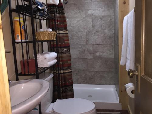 Valley Brook Cottages And Cabins In Nh