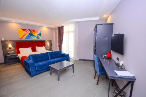 Batumi Palm Hotel – Batumi, IL