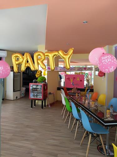 Family Hotel Varna - image 7
