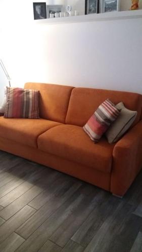 Como Via Carcano 13 - image 2