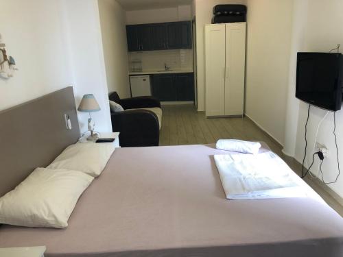 Ugur Apart Otel In Bodrum City Turkey Reviews Prices Planet Of Hotels