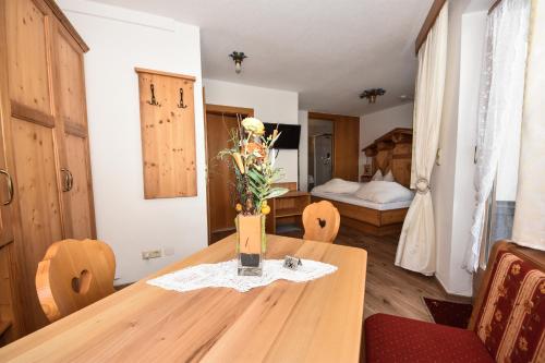 1 twin bed