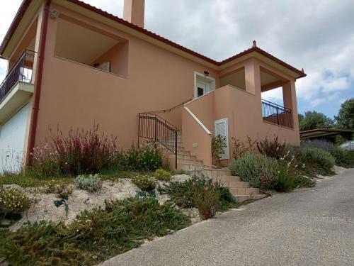Sunny Coco mat villa in Katelios with a sea view 4
