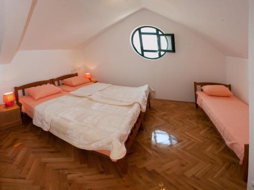 Yacht Beach Apartments - main image