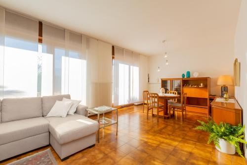 VILLA MARY - main image