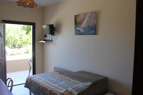 1 double bed, 1 sofa bed