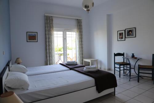 Aris Apartments 4