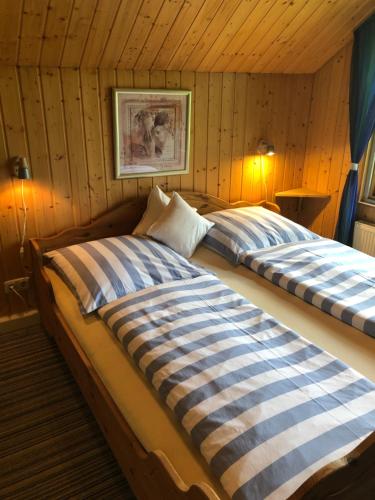 1 double bed, 1 sofa bed