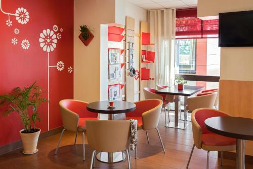 ibis Toulouse Blagnac Aeroport - image 7