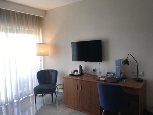 The Duke Boutique Hotel - image 4