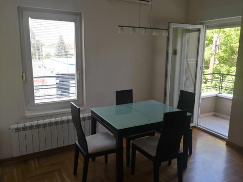 Ana's Apartment - main image