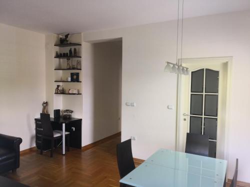 Ana's Apartment - image 4