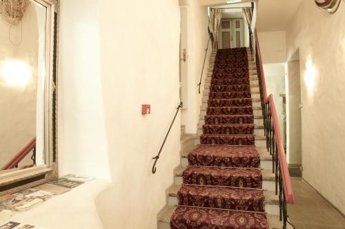 CRU Hotel - image 14