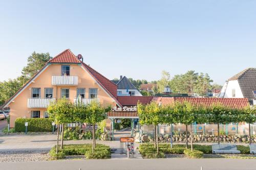 B&B Zingst - Hotel Garni Am Deich - Bed and Breakfast Zingst