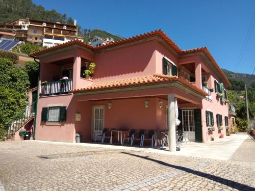  Residencial Ribeiro, Pension in Geres