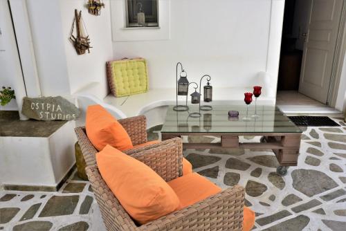 Ostria Studios, Adamas (foto 7)