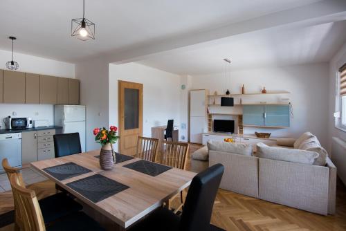  Seasons apartmani, Unterkunft in Osijek