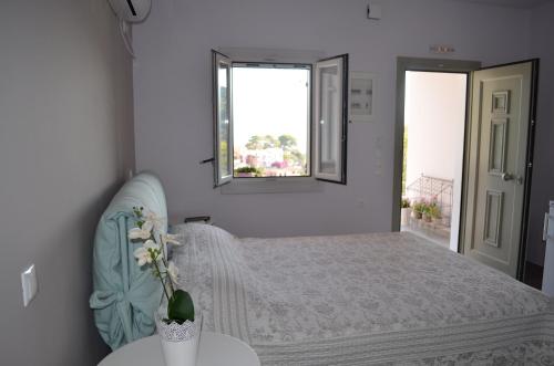 Romanza Studios - image 8
