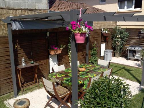 Bienvenue Chez Nous - image 9