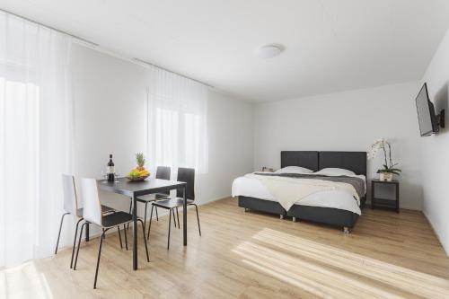 2 bedrooms, 2 beds