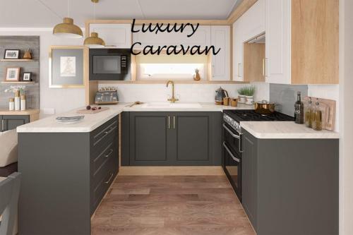 virtuve, Inverbeg Holiday Park in Inverbeg