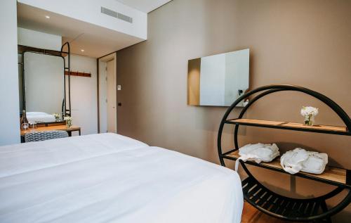 Exmo. Hotel - image 6