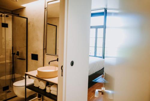 Exmo. Hotel - image 2