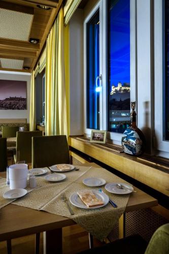 Hotel Alter Kranen 2