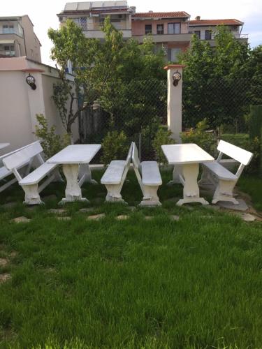 Family Hotel Malibu - image 7