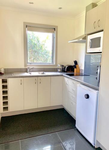 Mirror Creek Holiday Cottage