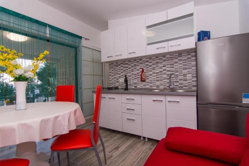Secluded fisherman's cottage Cove Duga, Ciovo - 17349