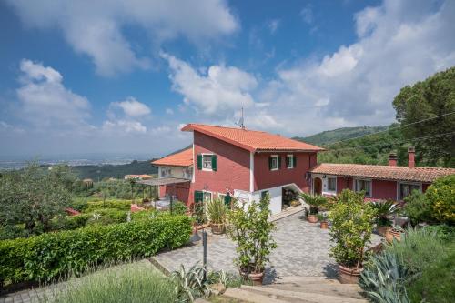  B&B Rosso Baccara, Pension in Montevettolini