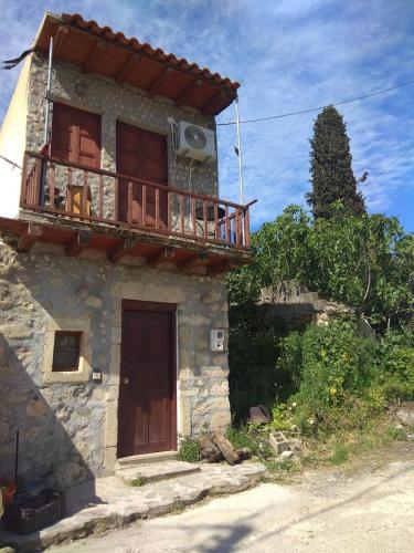  home for summer in Faneroméni