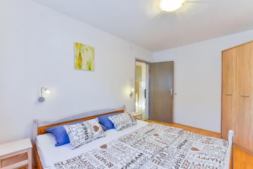 Apartments Lojan - image 8