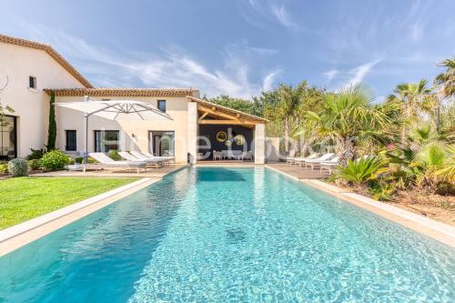 Villa Olivia - main image