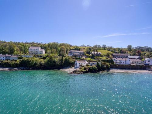 Shearwater Self Catering - image 3