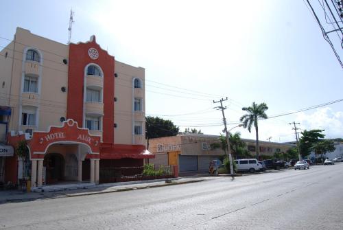 Вход, Hotel Alux Cancun in Канкун