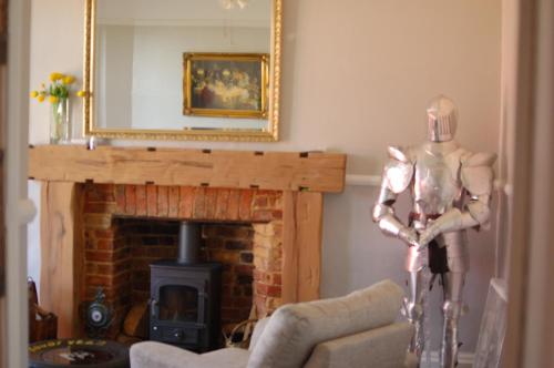 Knights Rest - image 11