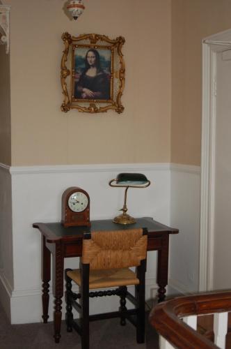 Knights Rest - image 12
