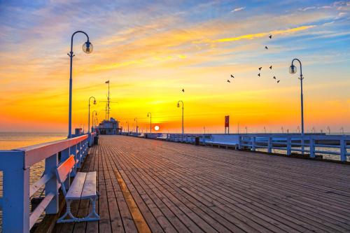 Seaside Boulevard - Top Location Apartment - image 3