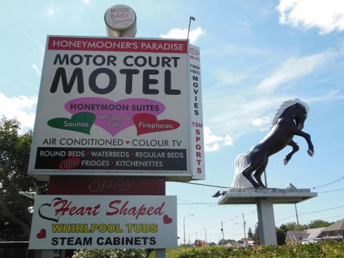 Accommodation in Middlesex County